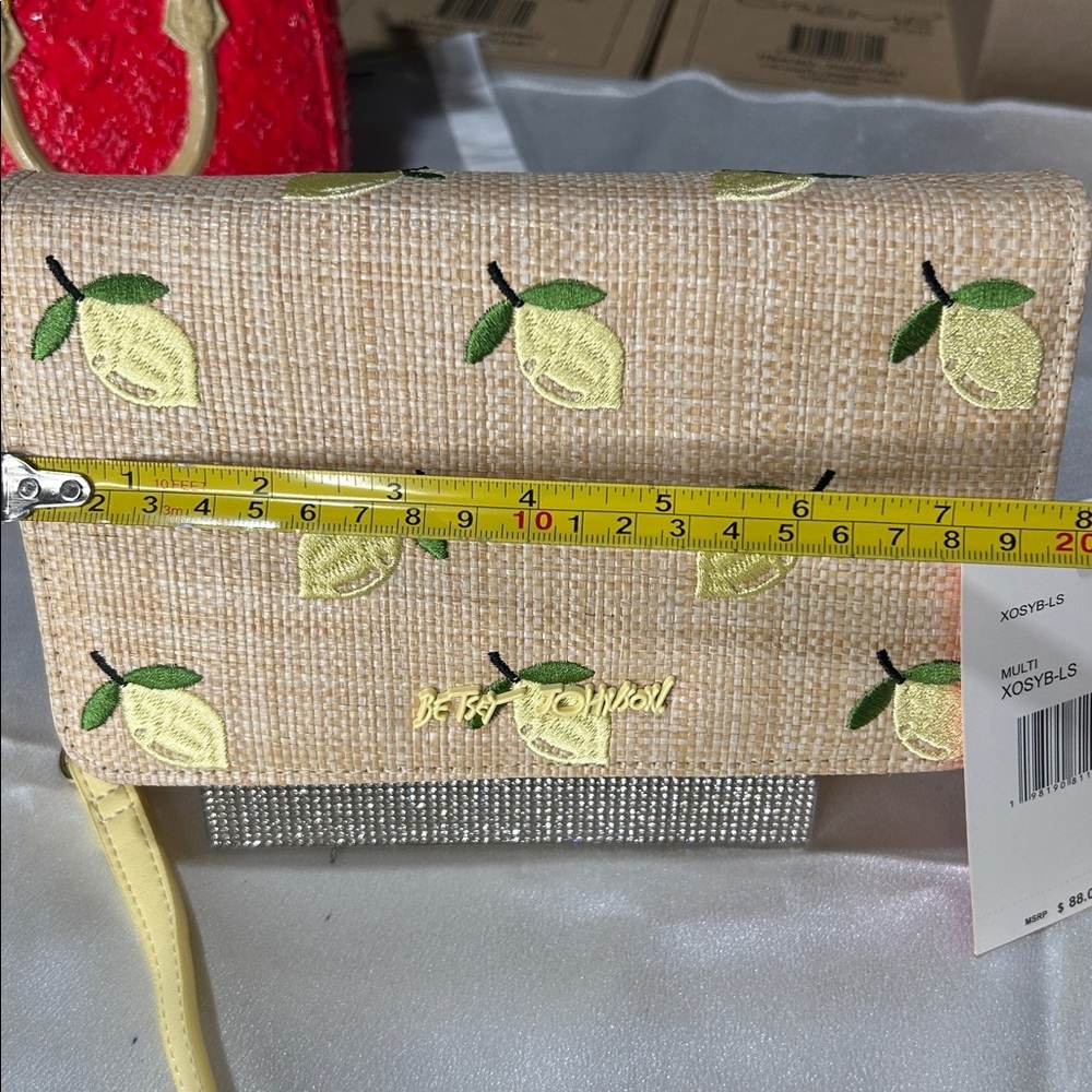 Betsey Johnson lemon yellow crossbody bag brand new shoulder - Picture 6 of 7